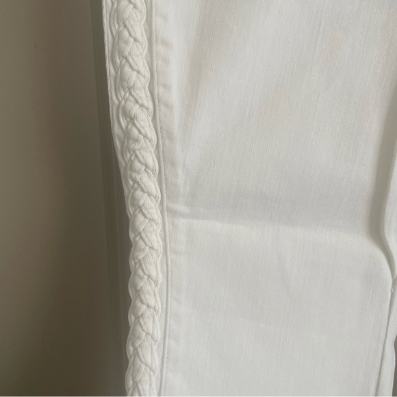 Judy Blue Mid Rise Relaxed Fit Jeans - Picture 2 of 10